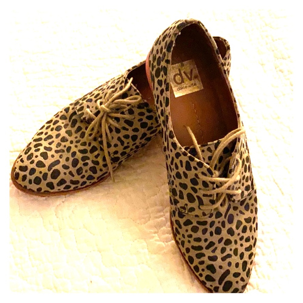 NEVER WORN animal print oxford lace ups
